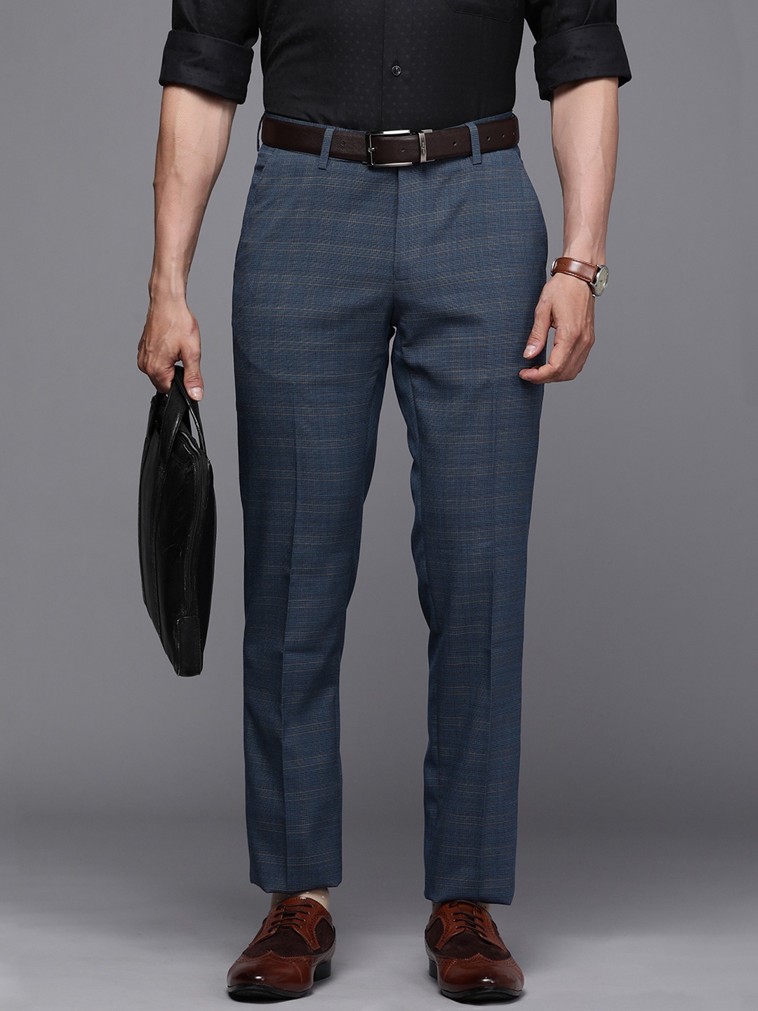 

Peter England Elite Men Blue Checked Neo Slim Fit Formal Trousers