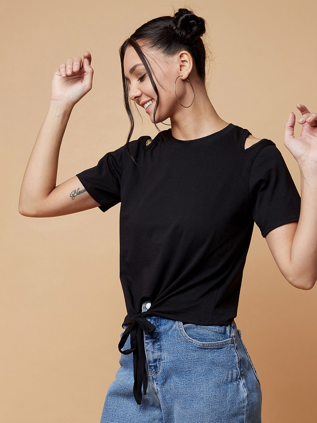

CHIMPAAANZEE Black Solid Pure Cotton Crop Top