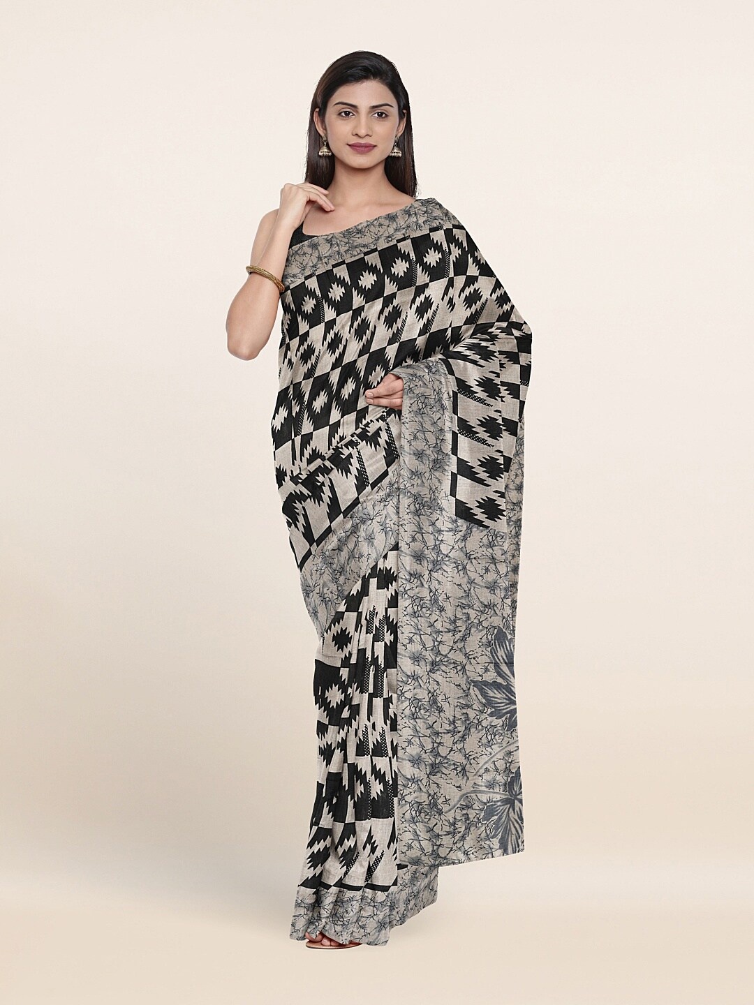 

Pothys Grey & Black Printed Cotton Blend Saree