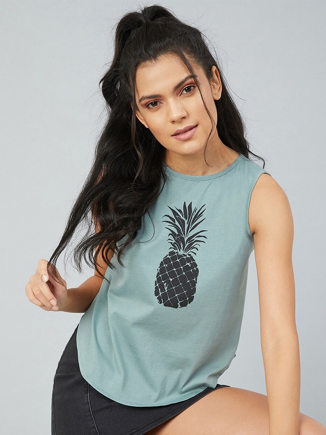 

CHIMPAAANZEE Women Green Pineapple Printed T-shirt