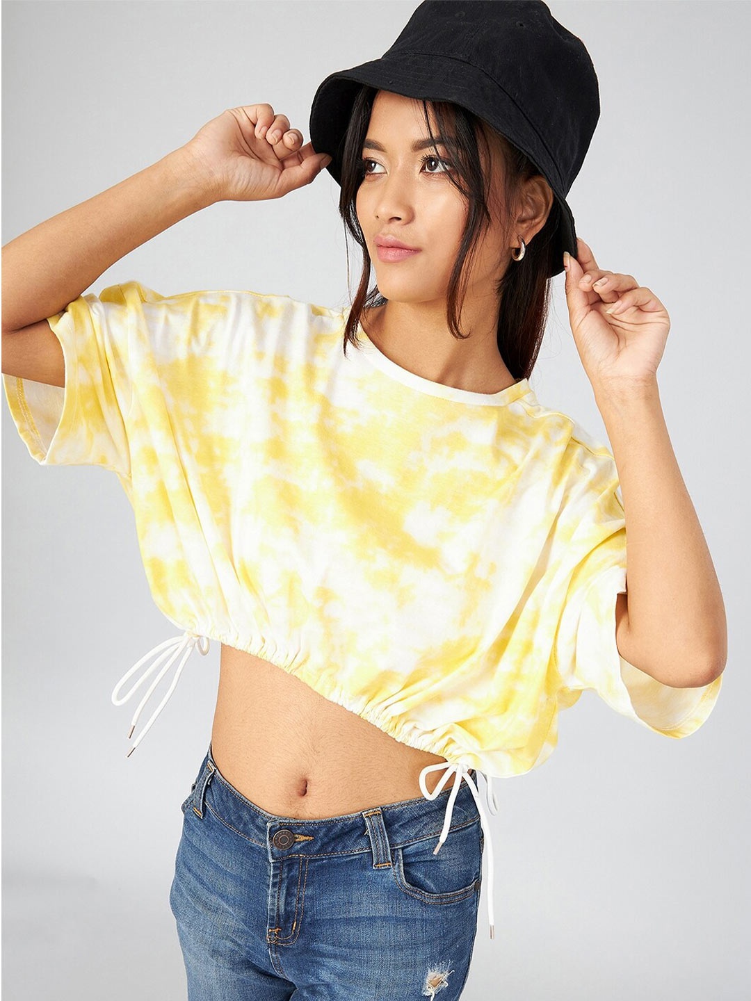 

CHIMPAAANZEE Women Yellow Printed Kimono Sleeves Loose T-shirt