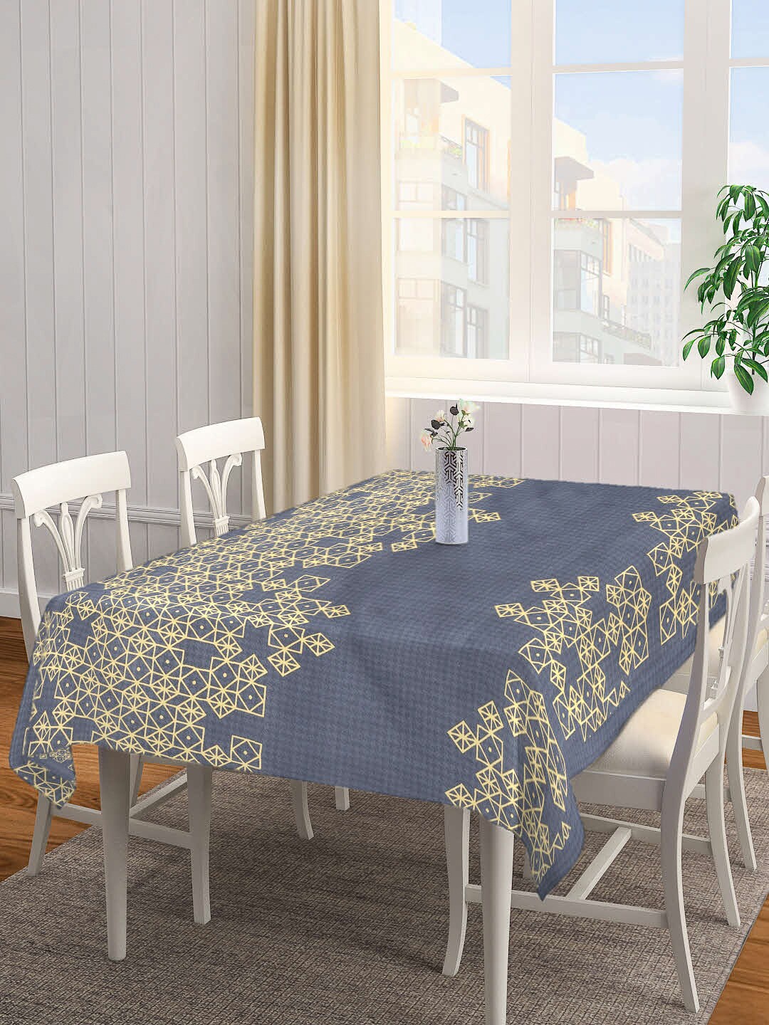 

Arrabi Grey & Beige Geometric Printed 6-Seater Rectangular Table Cover