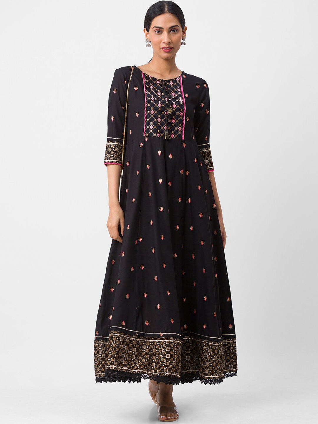 

Globus Women Black Ethnic Motifs Embellished Thread Work Kurta