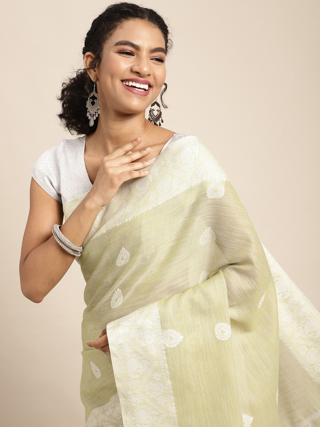 

Mitera Green & White Ethnic Motifs Woven Design Pure Linen Saree