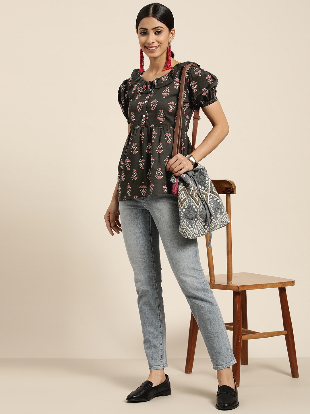 

Sangria Women Charcoal Black & Red Ethnic Motifs Print Ruffles Peplum Top
