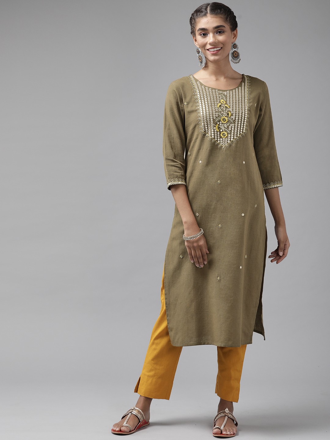 

Yufta Women Grey Embroidered Mirror Work Kurta
