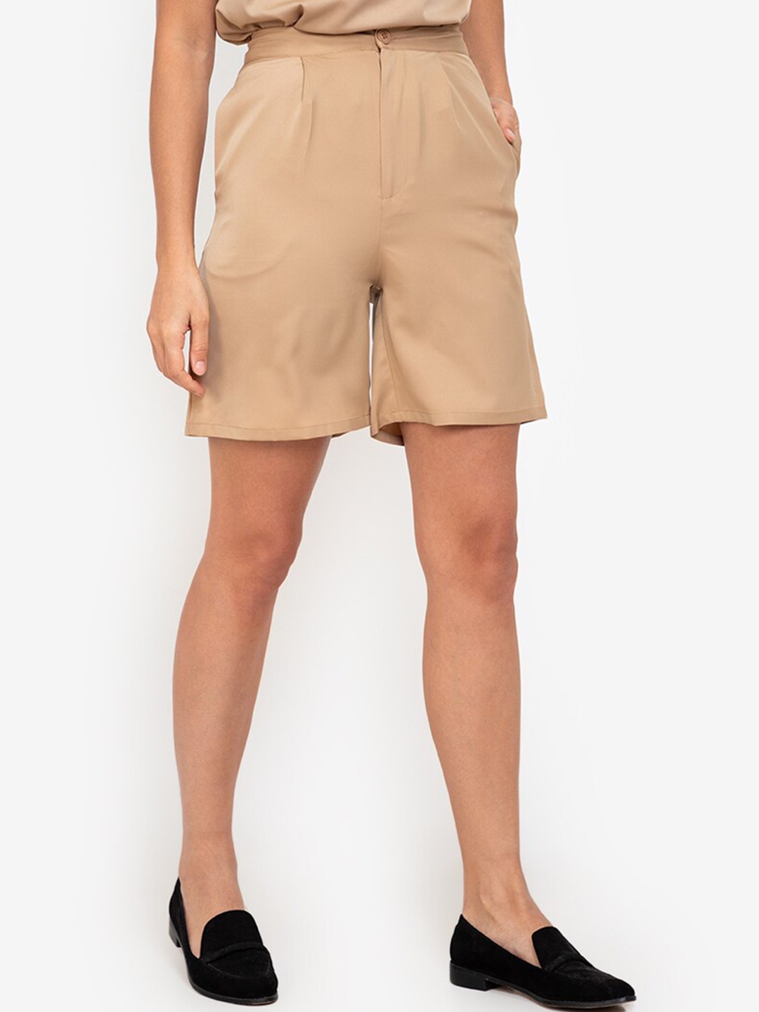 

ZALORA WORK Women Beige Solid High-Rise Shorts