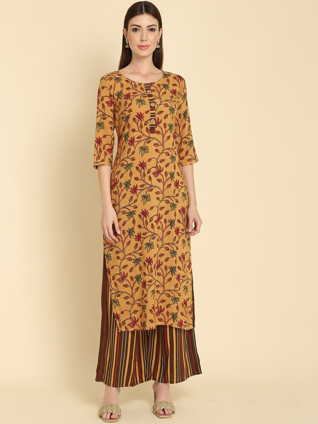

VAIRAGEE Women Mustard Yellow Printed Pleated Pure Cotton Kurti with Trousers