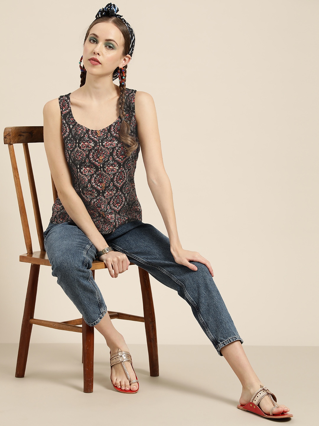 

Sangria Women Black & Grey Printed Pure Cotton Top