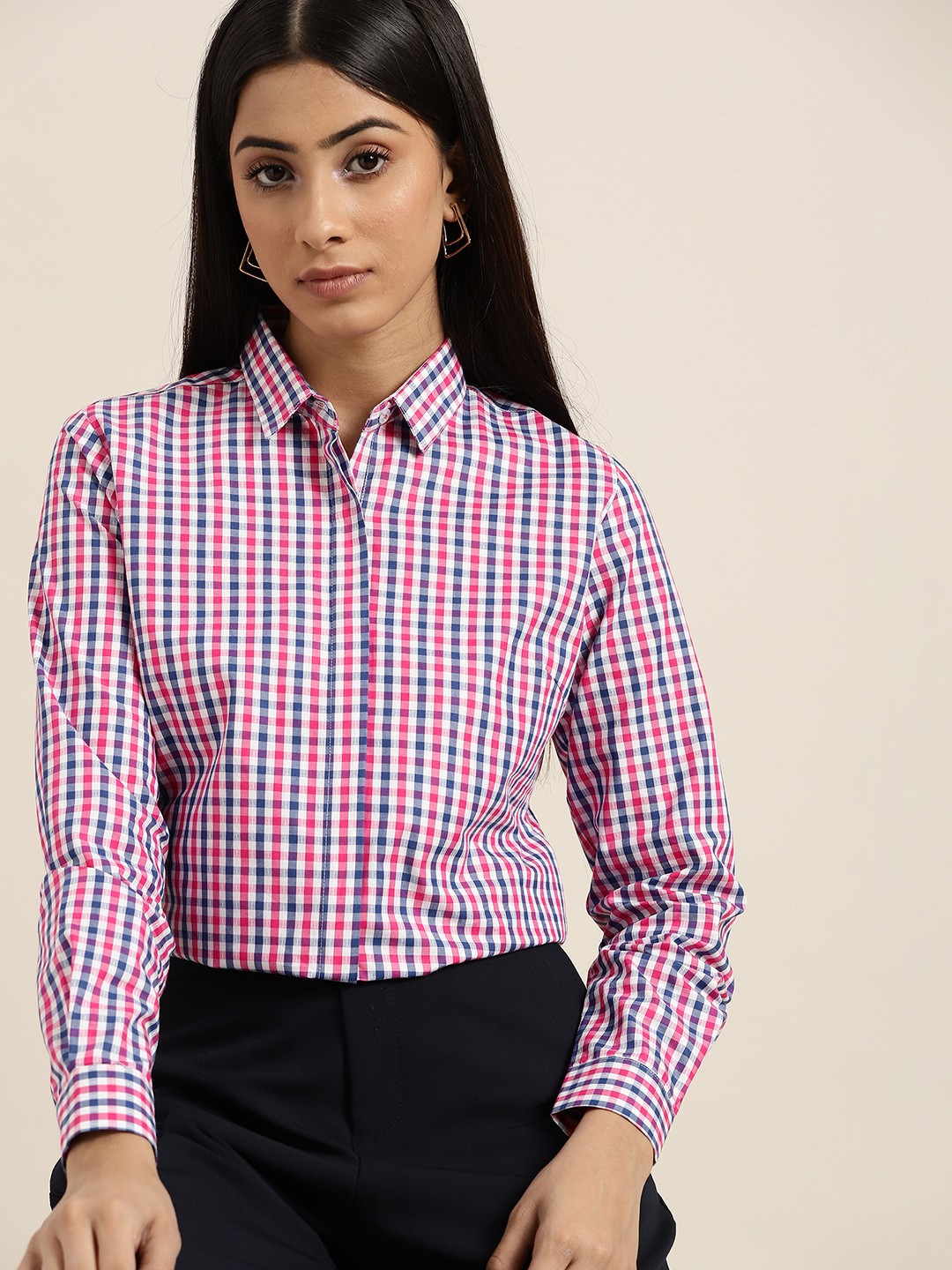 

Hancock Women White & Pink Pure Cotton Slim Fit Gingham Checked Formal Shirt
