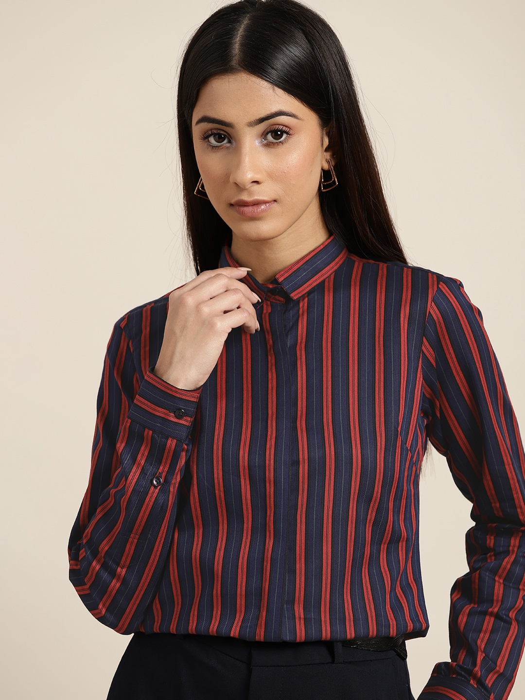 

Hancock Women Red & Navy Blue Pure Cotton Slim Fit Striped Formal Shirt