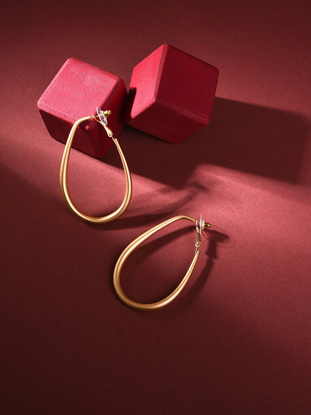 

SOHI Gold-Toned Contemporary Hoop Earrings