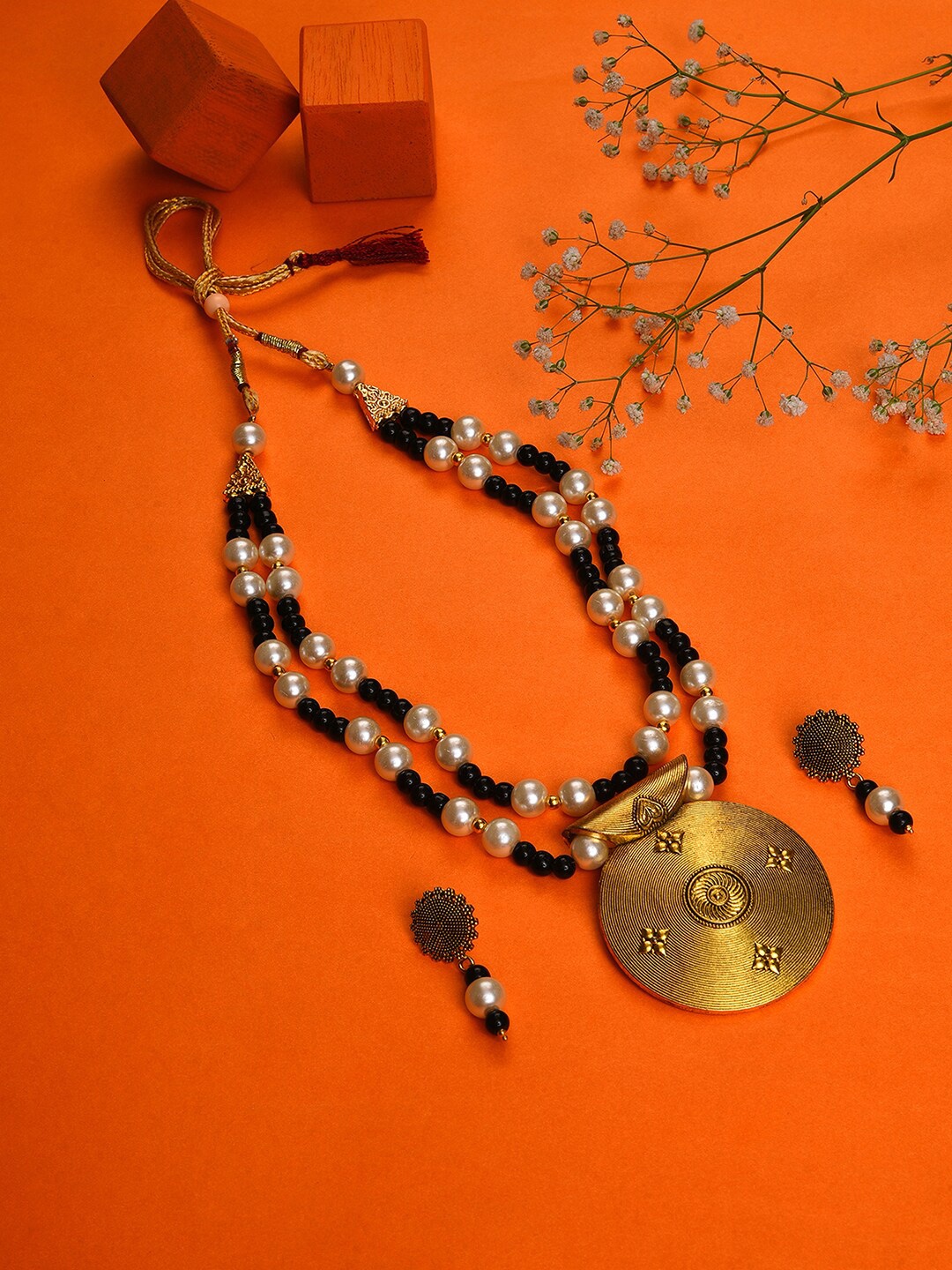 

SOHI Gold-Plated White Beaded Jewellery Set