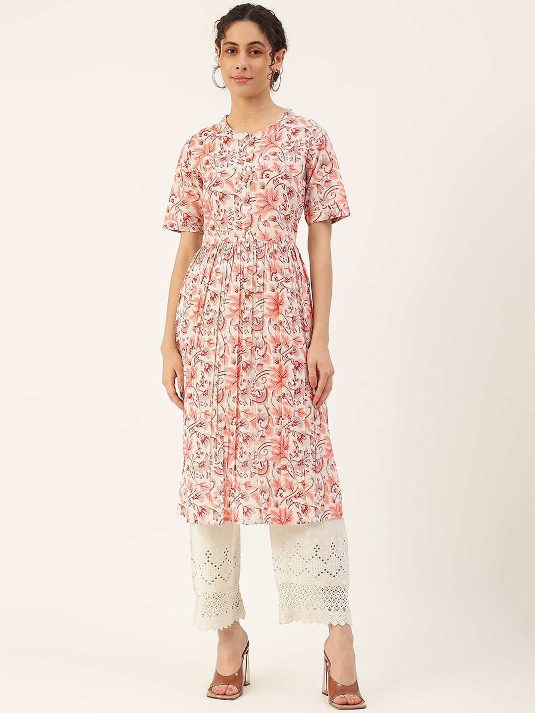 

Maaesa Women Off White & Peach-Coloured Ethnic Motifs Printed Kurta