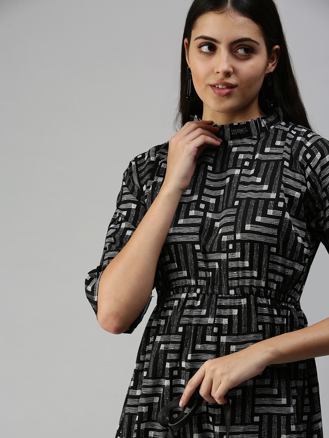 

SHOWOFF Black A-Line Dress