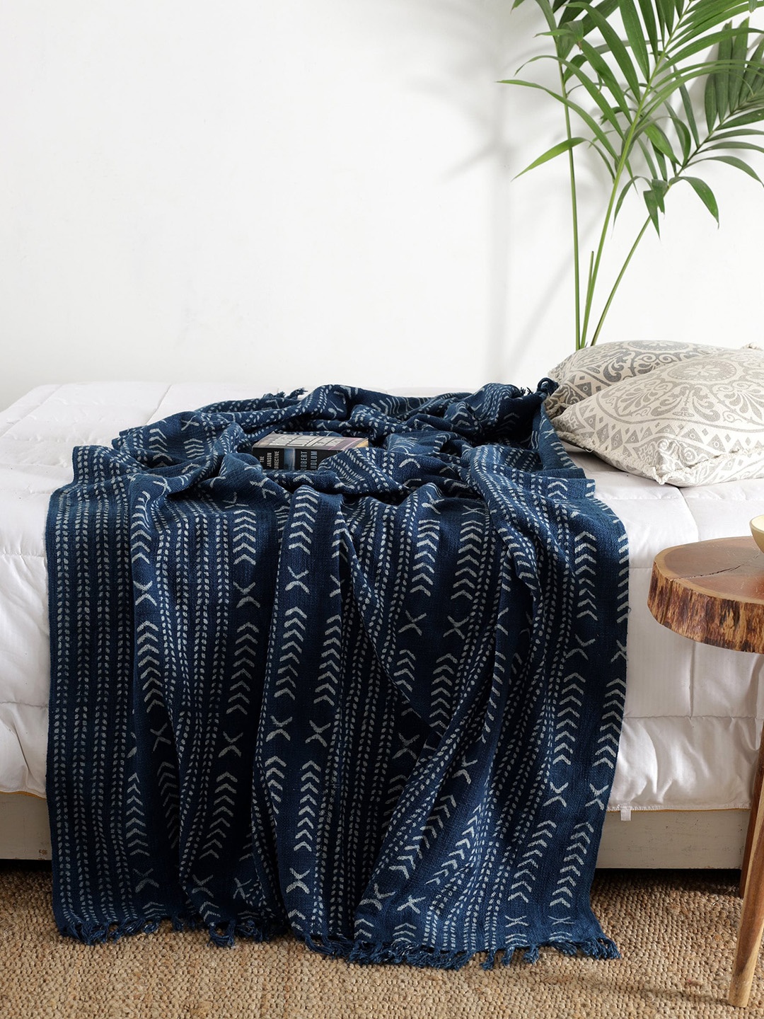 

HANDICRAFT PALACE Blue Block Printed Bed Cover Throw