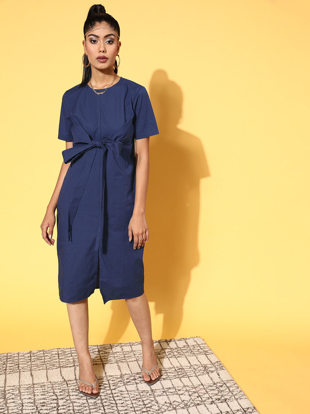 

SASSAFRAS Women Navy Blue Solid Twist & Knot Dress