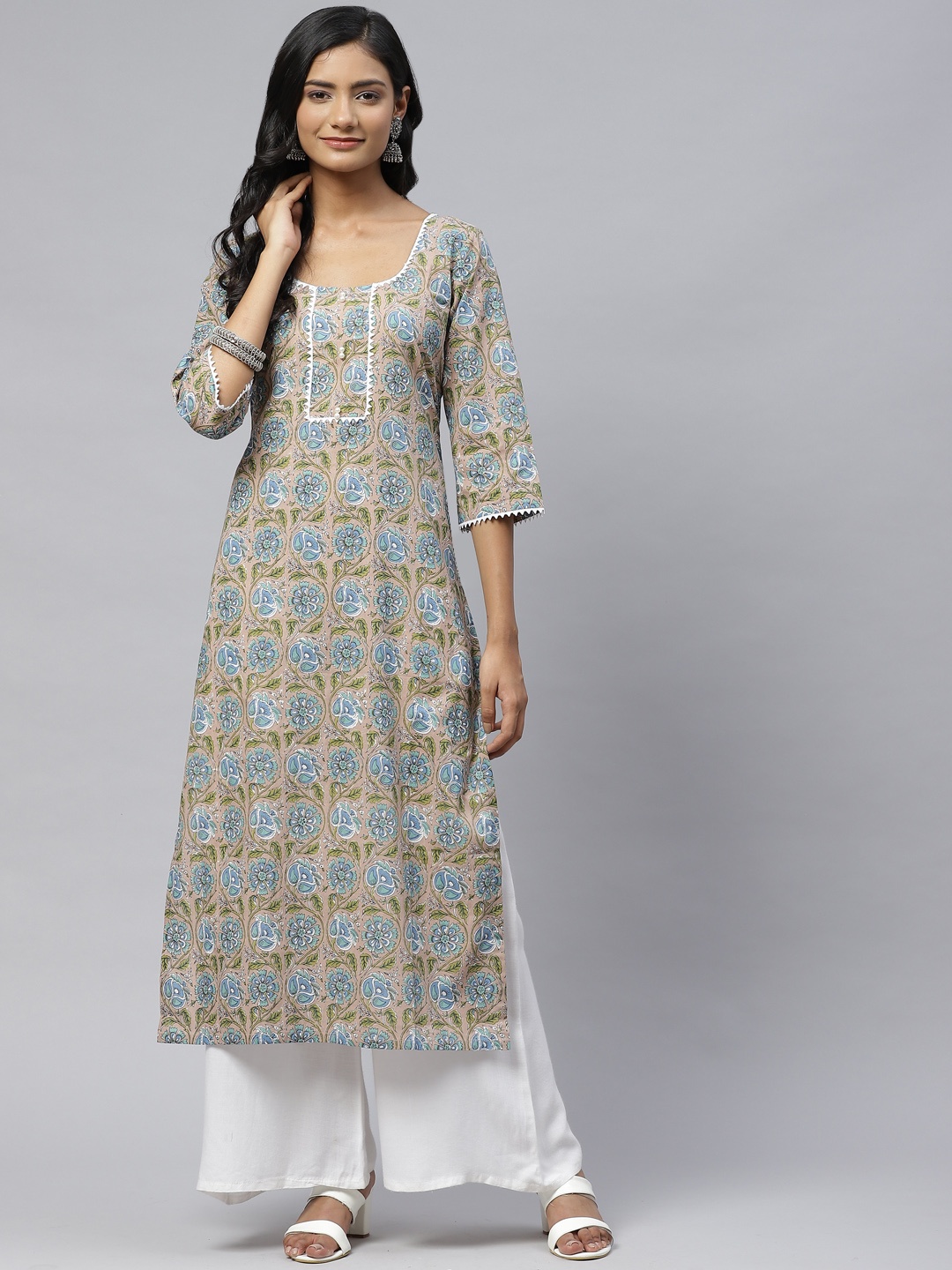 

Wabii Women Brown & Blue Ethnic Motifs Printed Gotta Patti Floral Kurta