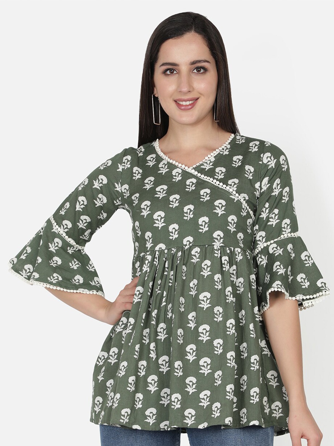 

TRISHLA INDIA Women Grey Floral Print Empire Top