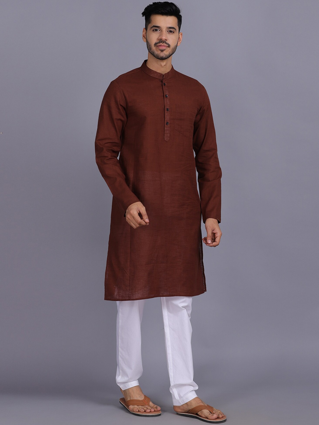 

Waahiba Men Burgundy Kurta with Pyjamas