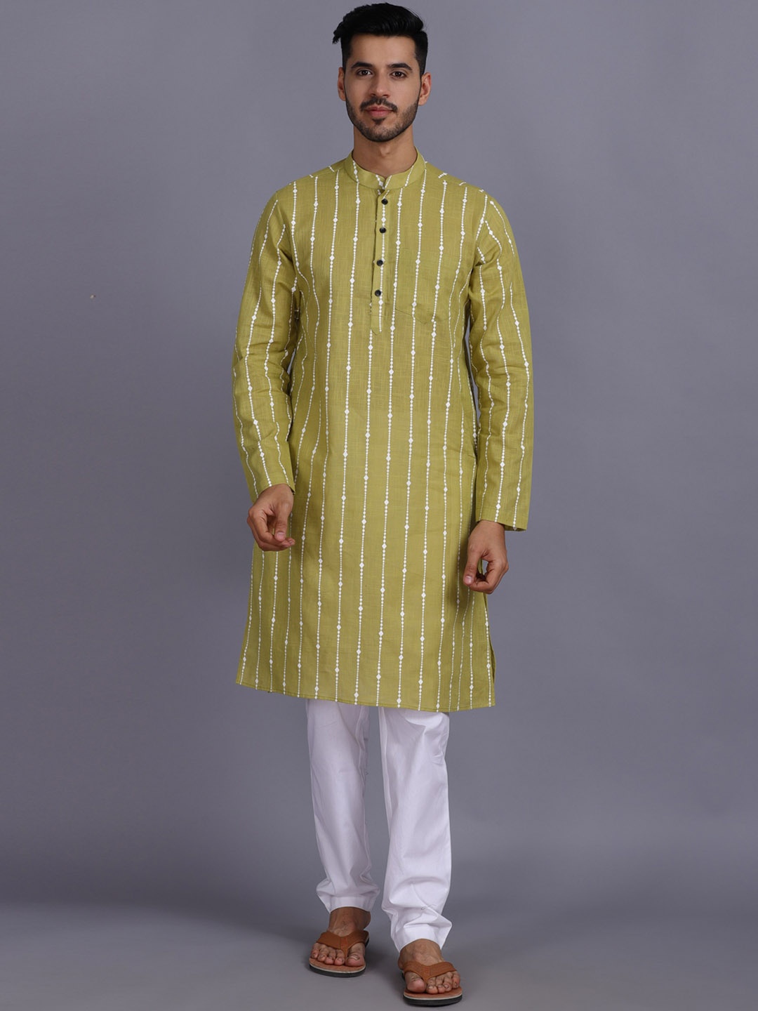

Waahiba Men Lime Green Ethnic Motifs Printed Kurta with Pyjamas