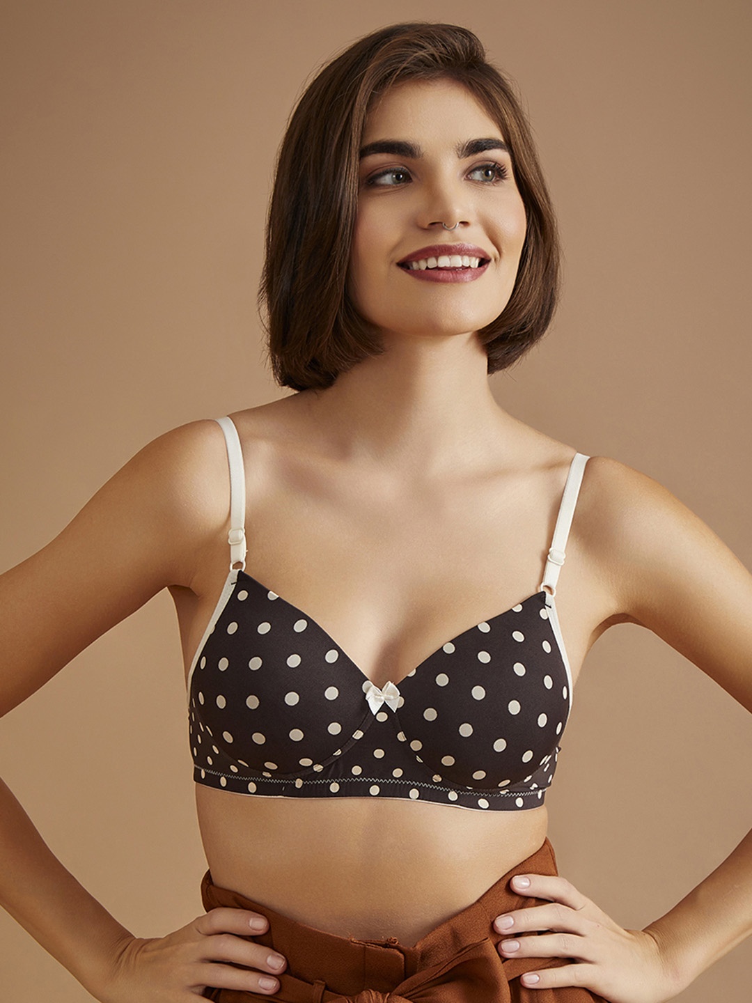 

Clovia Black & White Printed Non Wired Full Coverage T-shirt Bra