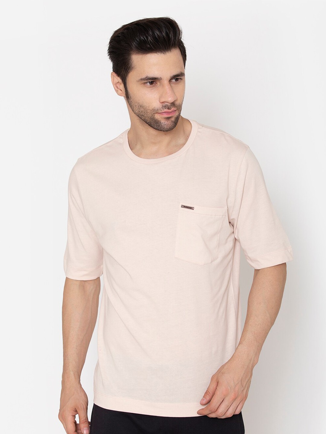 

FLAWLESS Men Peach-Coloured Oversized Cotton T-shirt