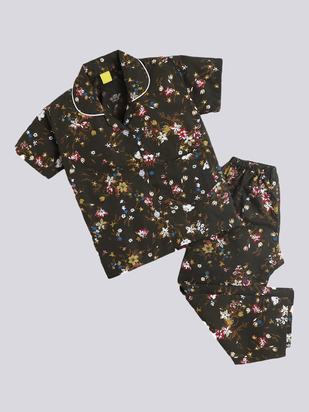 

The Magic Wand Unisex Kids Green & Red Printed Night suit
