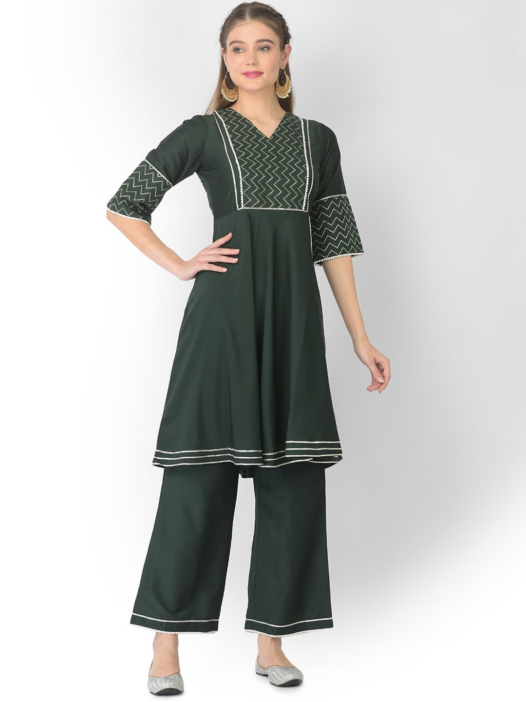 

V TRADITION Women Green Yoke Design Pleated Gotta Patti Kurti with Palazzos