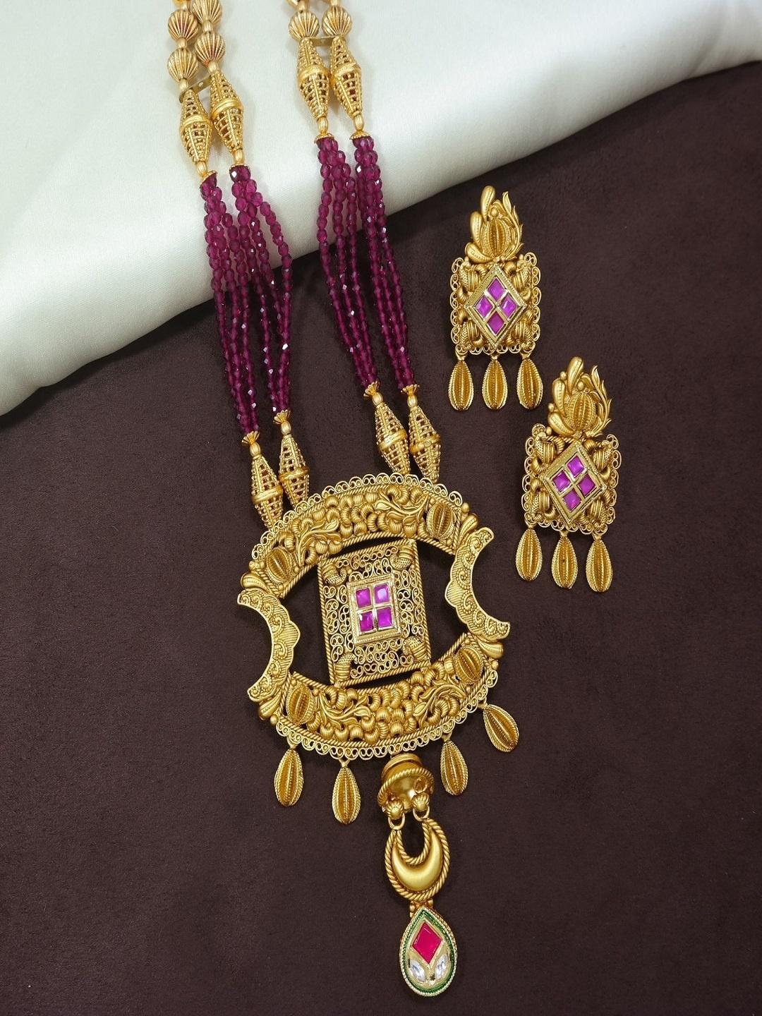 

I Jewels Maroon & White Pearl-Embellished Gold-Plated Jewellery Set