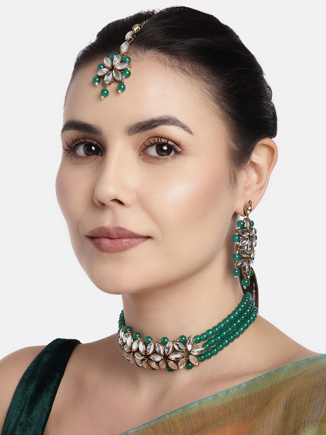 

I Jewels Green & White Floral Studded Gold Plated Choker Jewellery Set