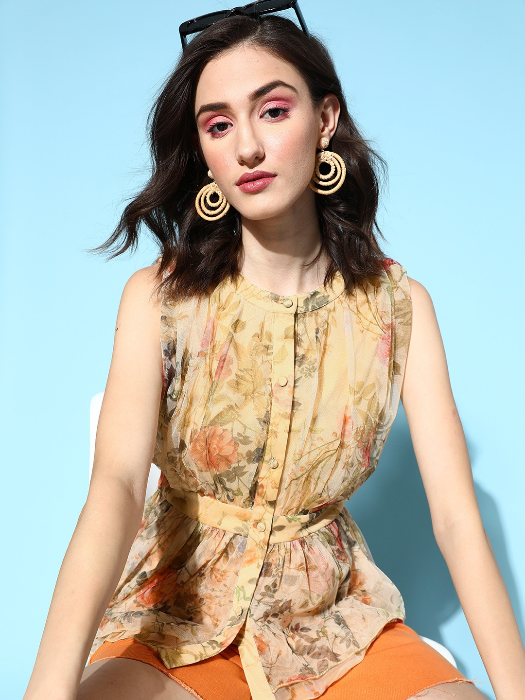 

SASSAFRAS Beige Floral Vacay Attire