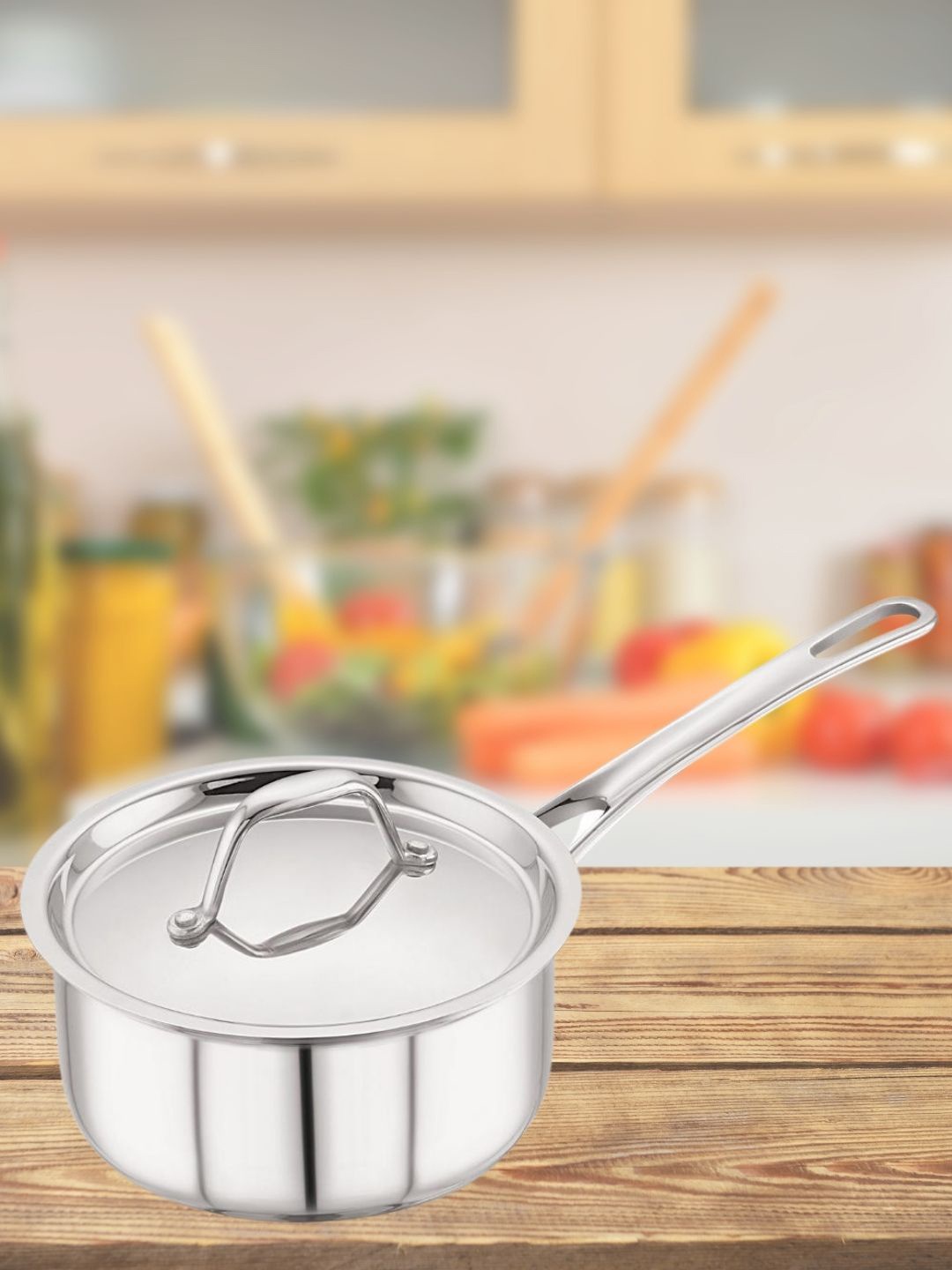 

MAGNUS Silver-Toned Solid Stainless Steel Sauce Pan with Lid Cookware