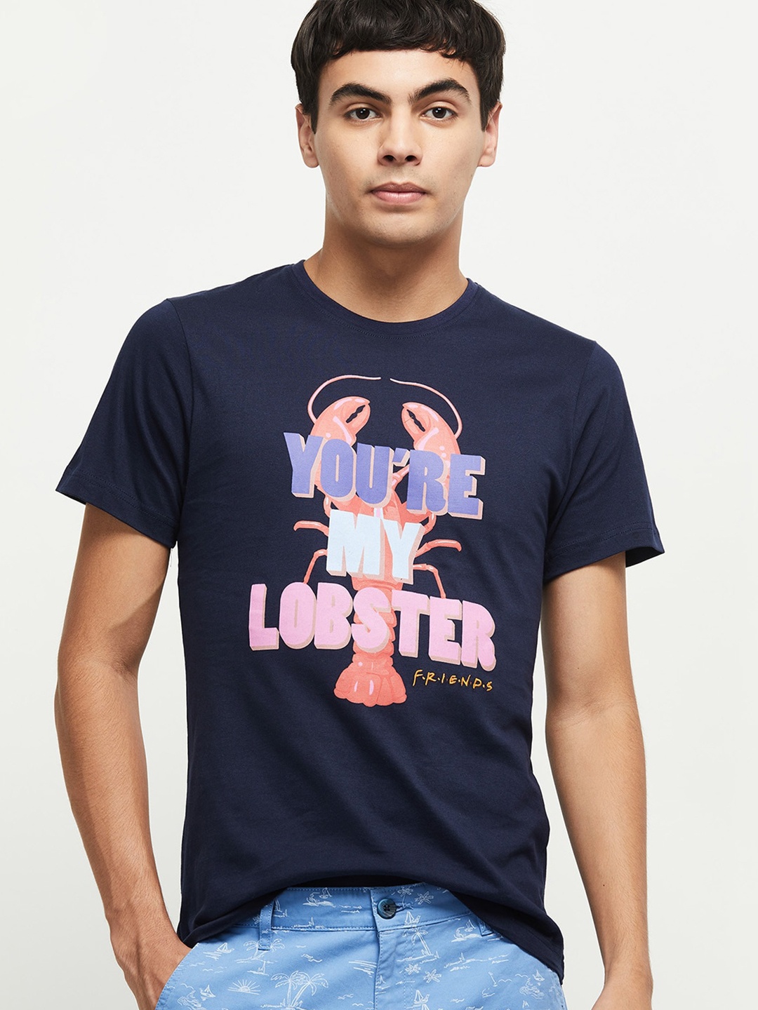 

max Men Navy Blue Typography Printed Applique T-shirt
