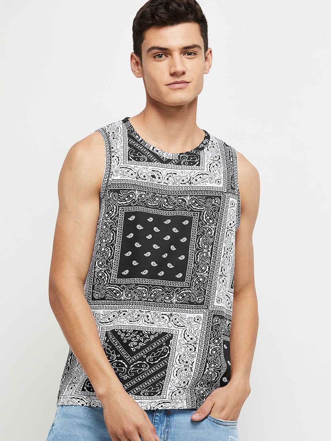 

max Men Black Printed T-shirt