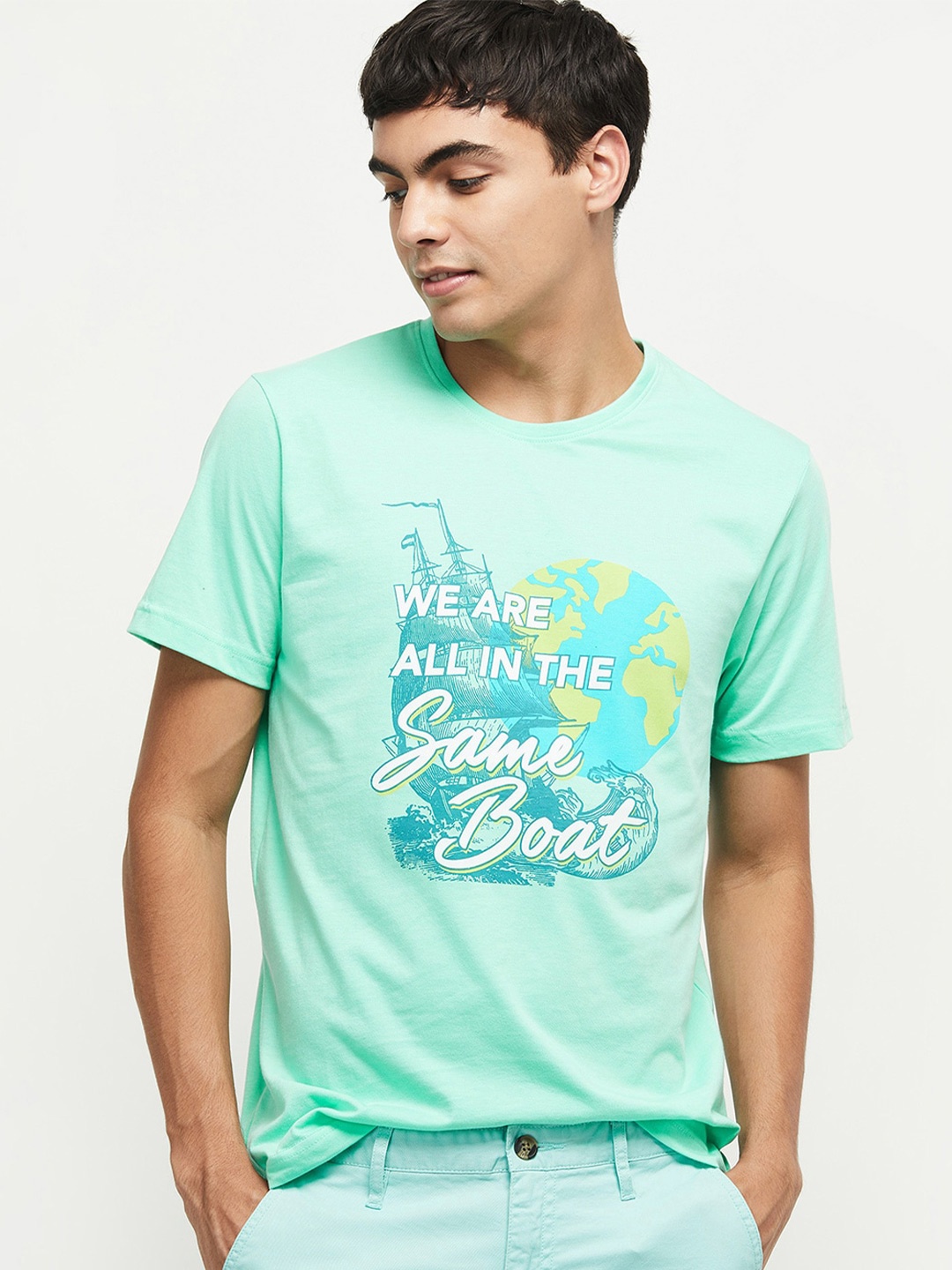 

max Men Green Typography Printed T-shirt
