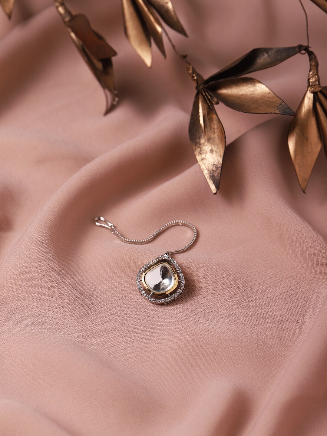 

RITU SINGH Silver-Plated Kundan Studded Maang Tikkaa