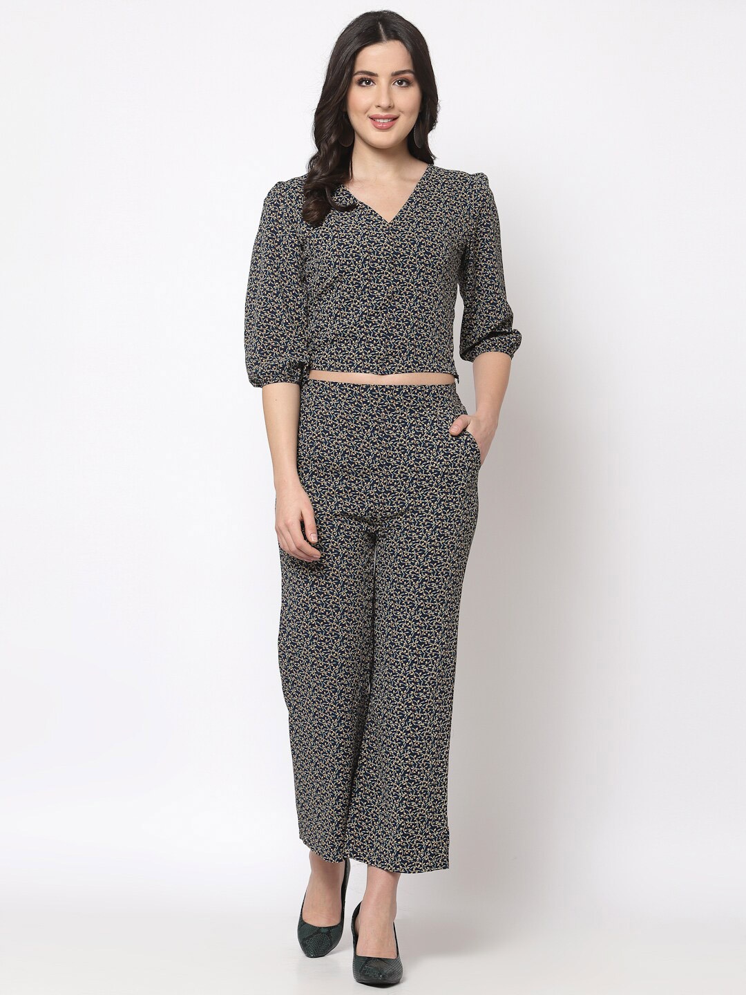 

Mafadeny Women Navy Blue & Green Printed Top with Palazzos