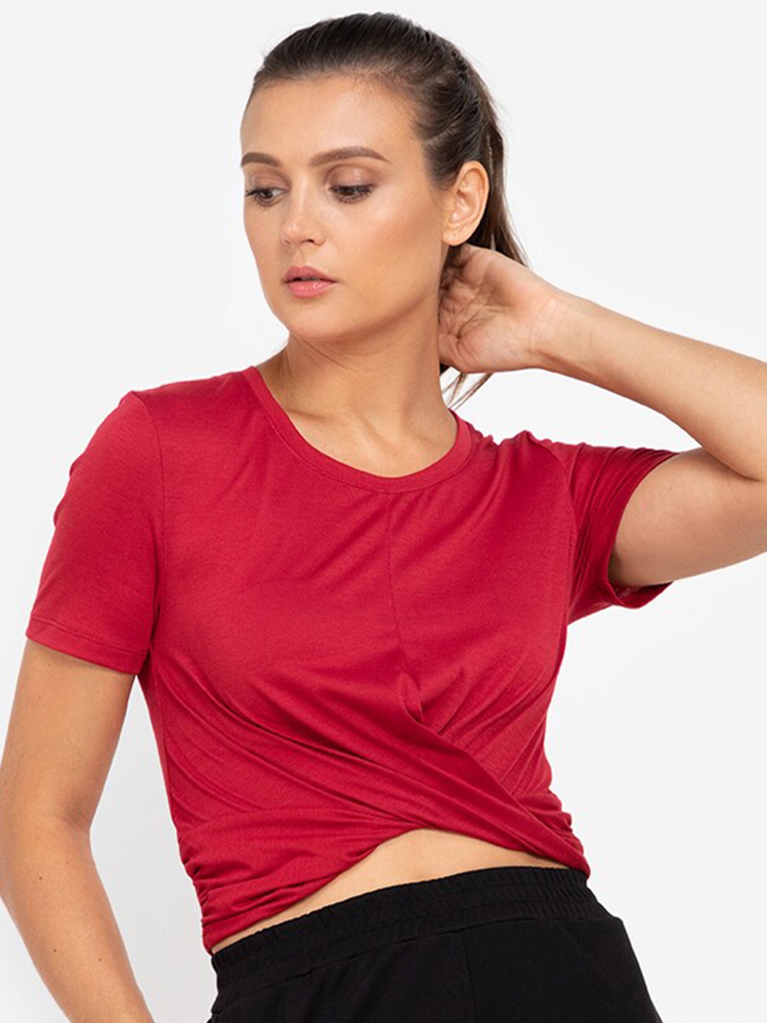 

ZALORA ACTIVE Women Red Solid Crop Top