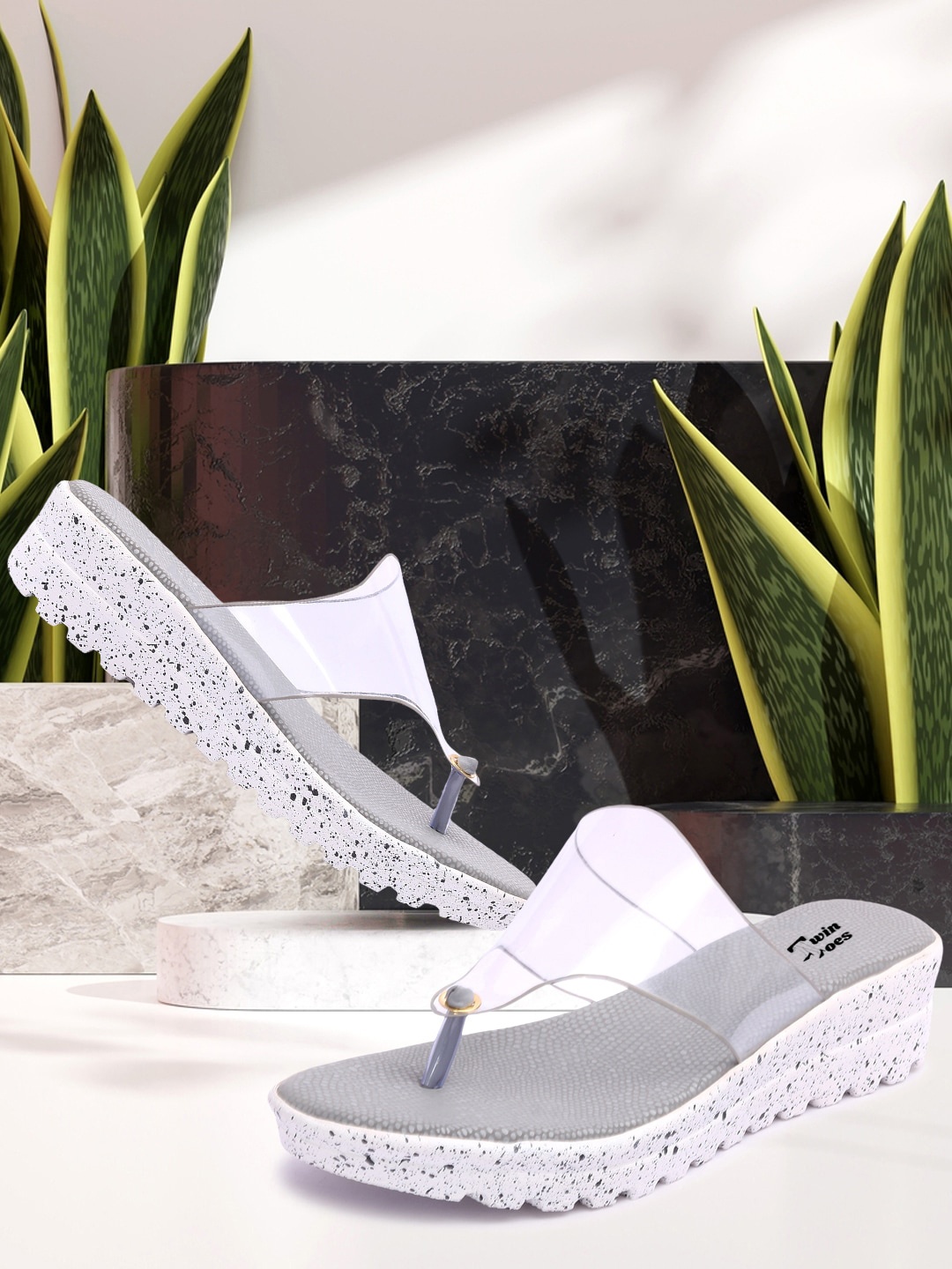 

TWIN TOES Grey Embellished Block with Buckles