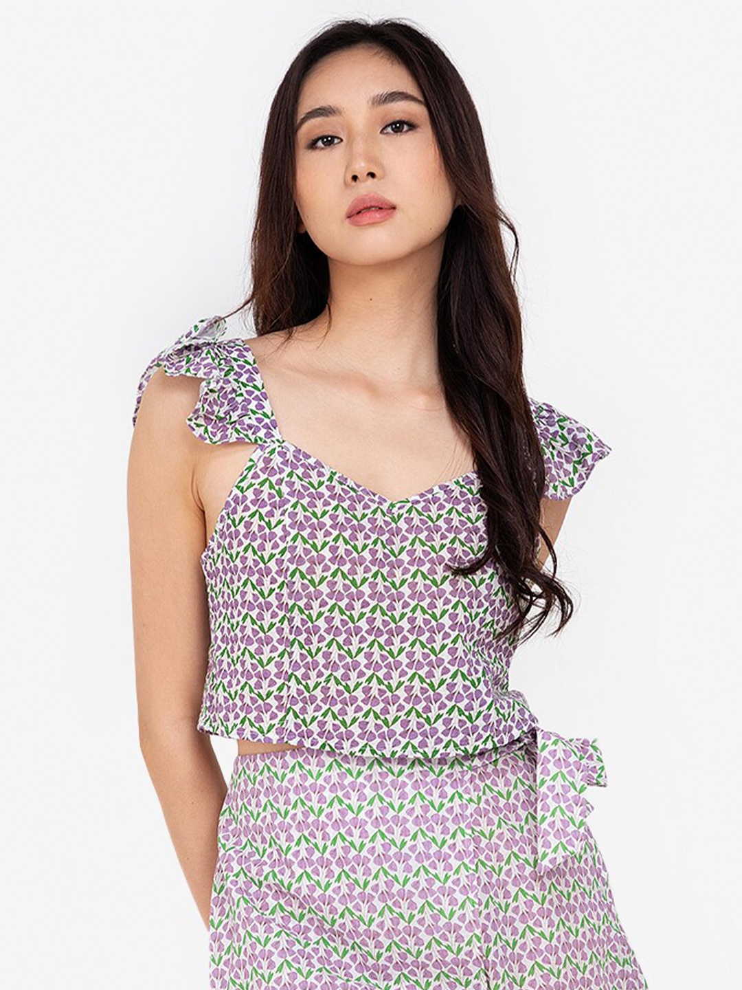

ZALORA BASICS Purple & White Floral Print Flutter Sleeve Cotton Crop Top