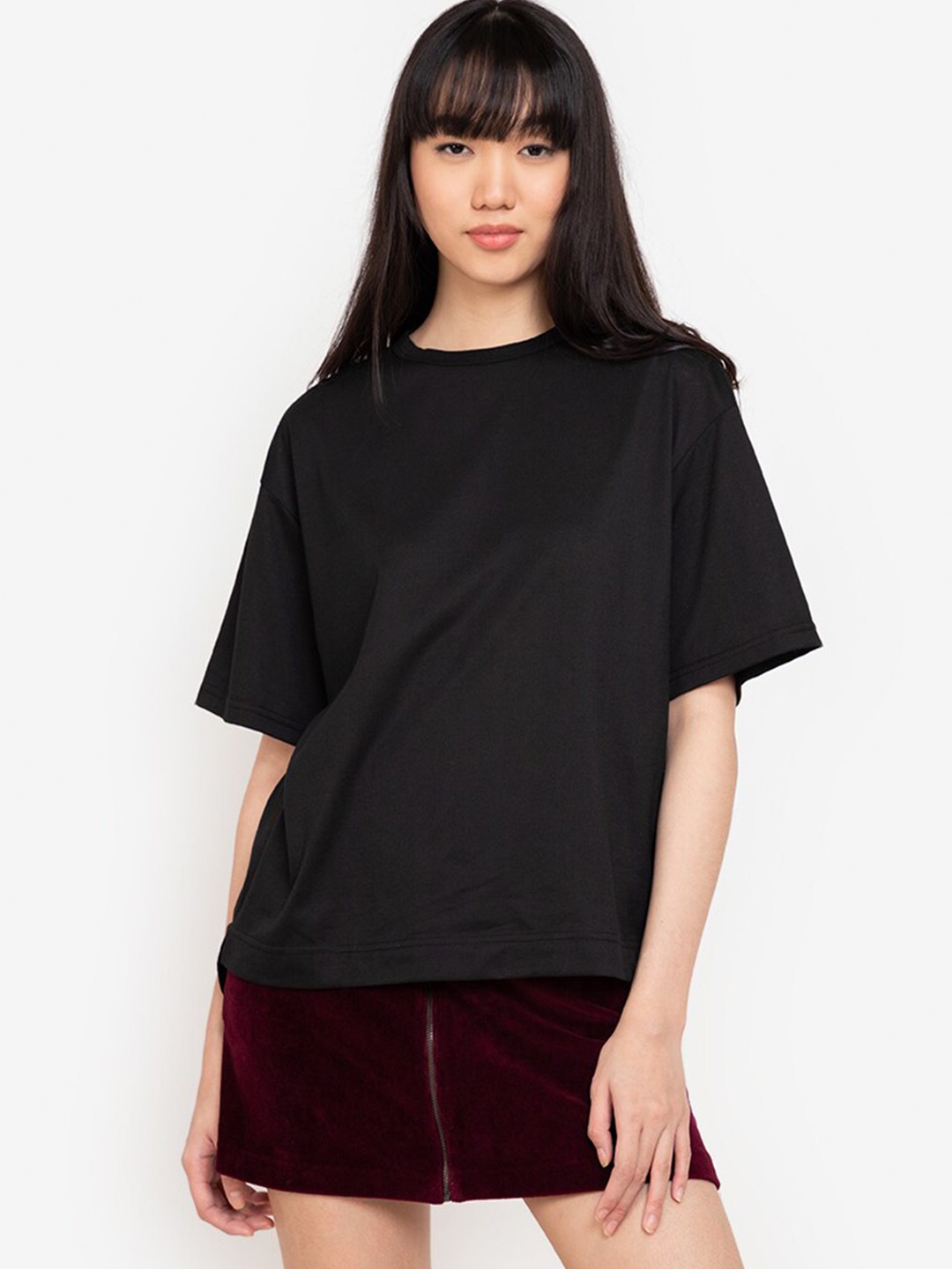 

ZALORA BASICS Black Solid Oversized T-shirt