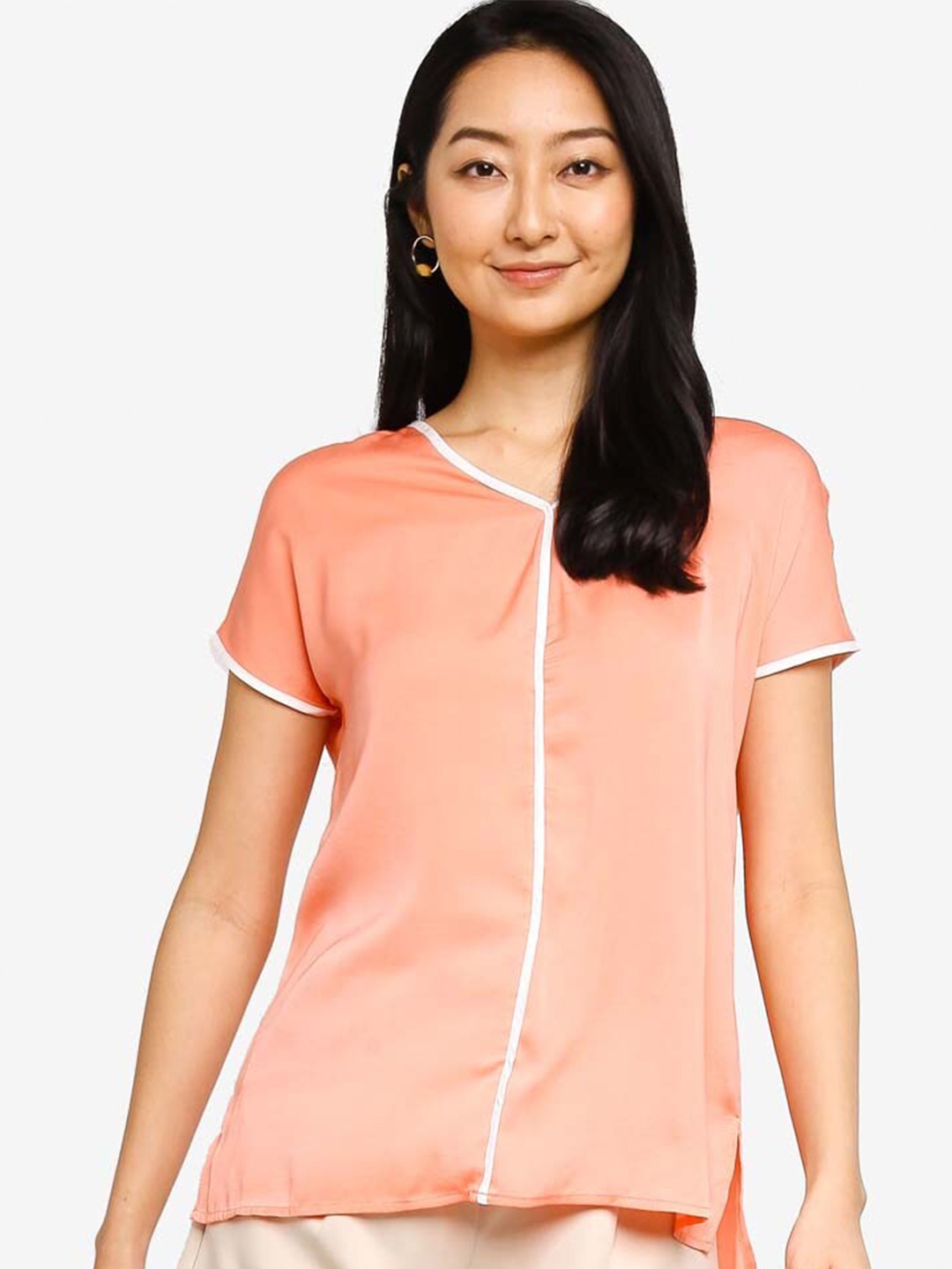 

ZALORA BASICS Pink Contrast Binding Step Hem Top