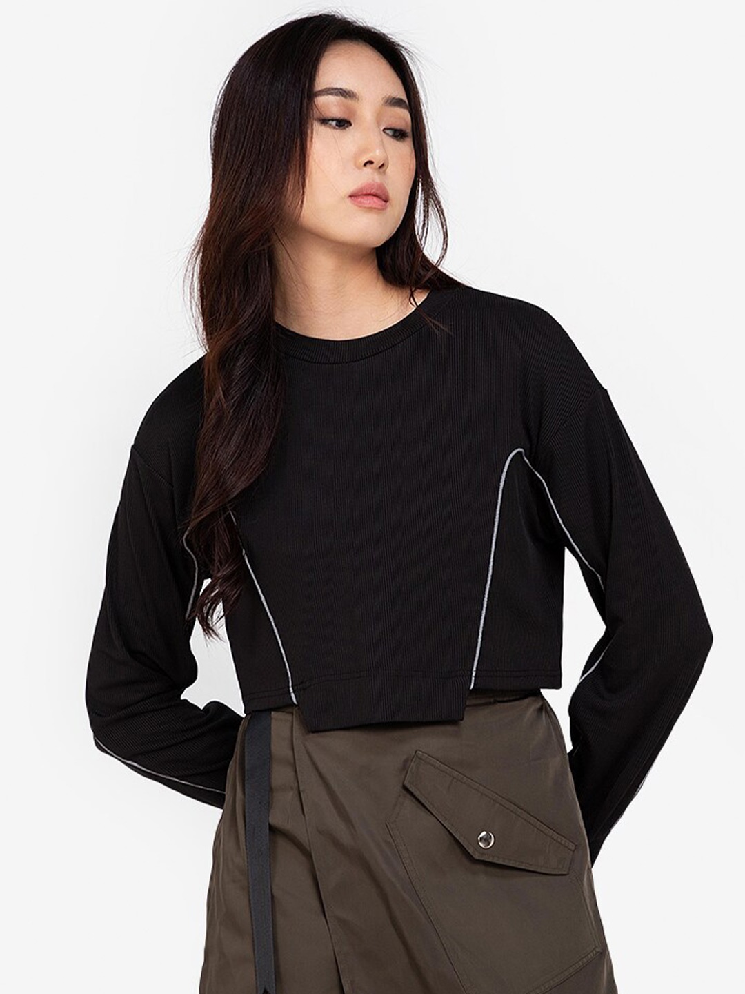 

ZALORA BASICS Black Reflective Piping Boxy Sweatshirt Top