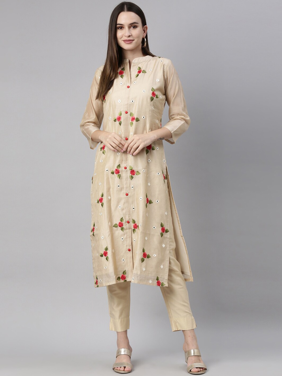 

Neerus Women Beige floral Printed Chanderi Silk Kurta