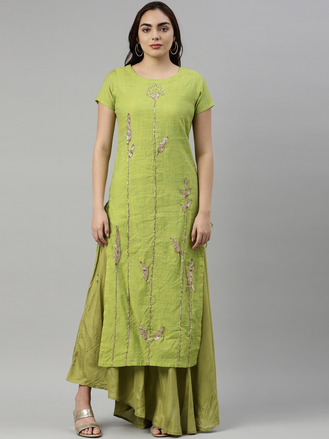 

Neerus Women Green Dyed Thread Work Anarkali Kurta