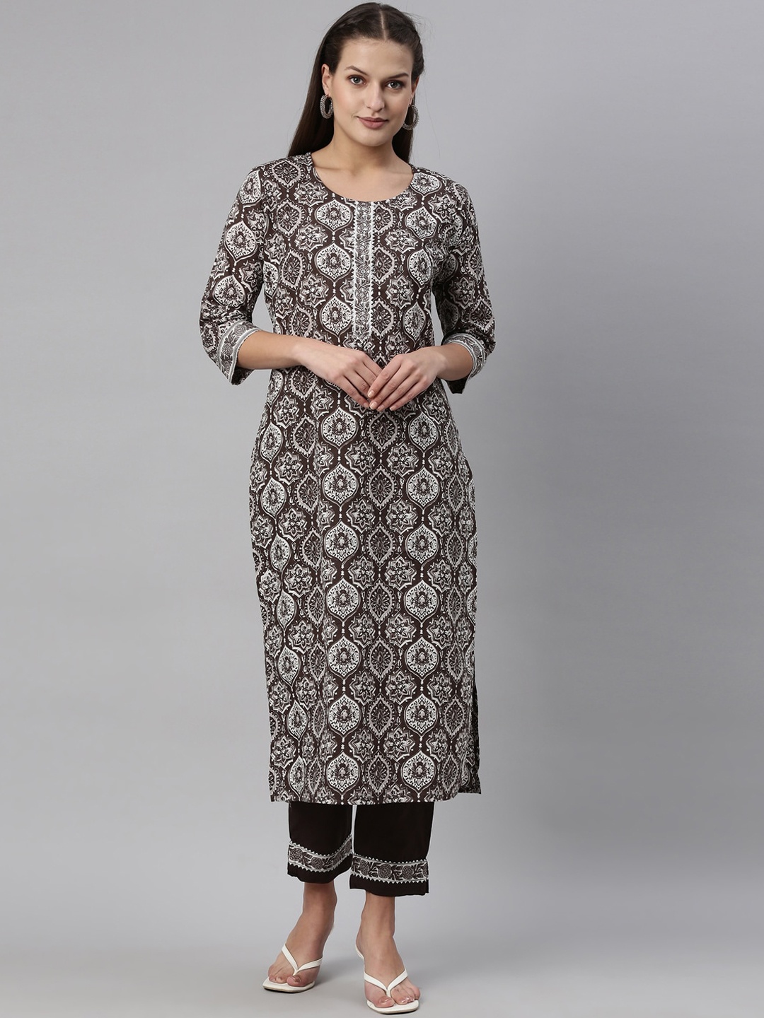 

Neerus Women Brown Printed Gotta Patti Kurta