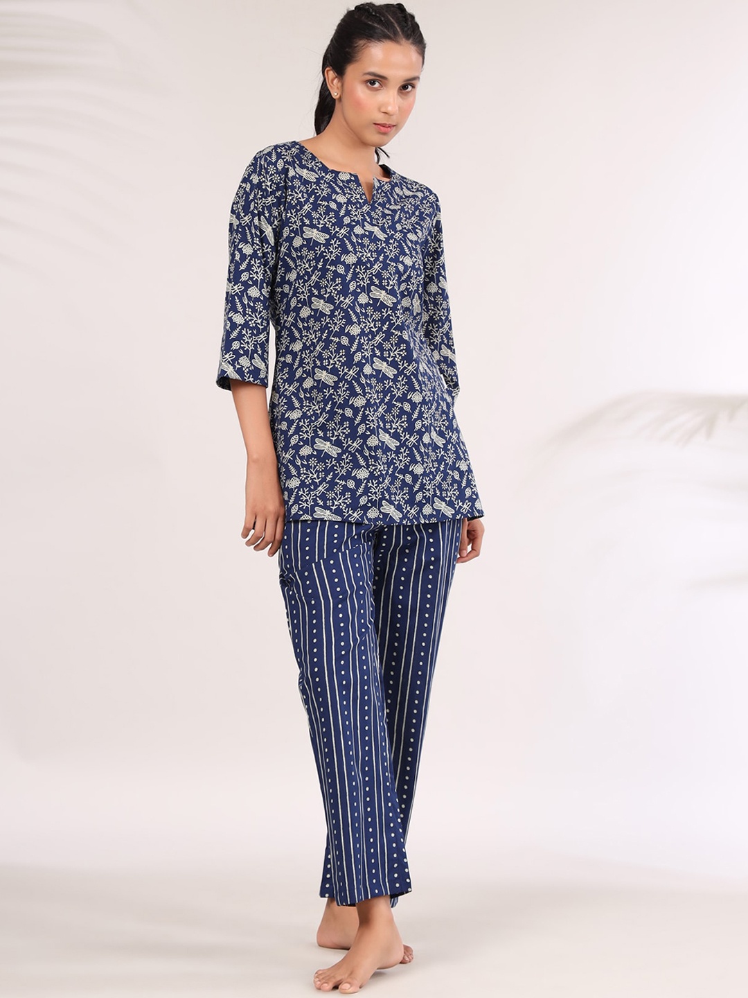 

JISORA Women Blue Printed Night suit