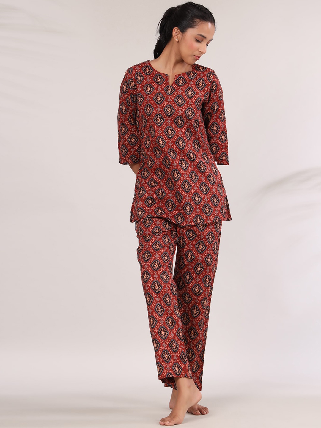 

JISORA Women Red Printed Night suit