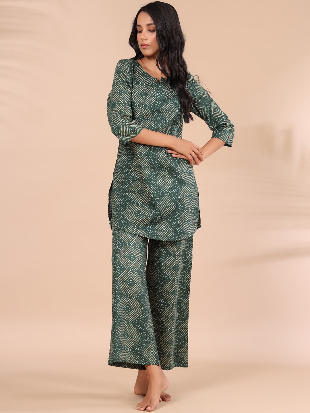 

JISORA Women Green Printed Cotton Night suit